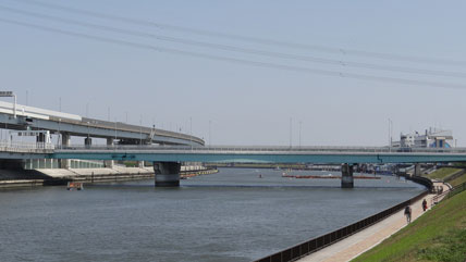 中川に架かる船堀橋 中川でシーバスを釣るまとめ（河口域） NAVER まとめ